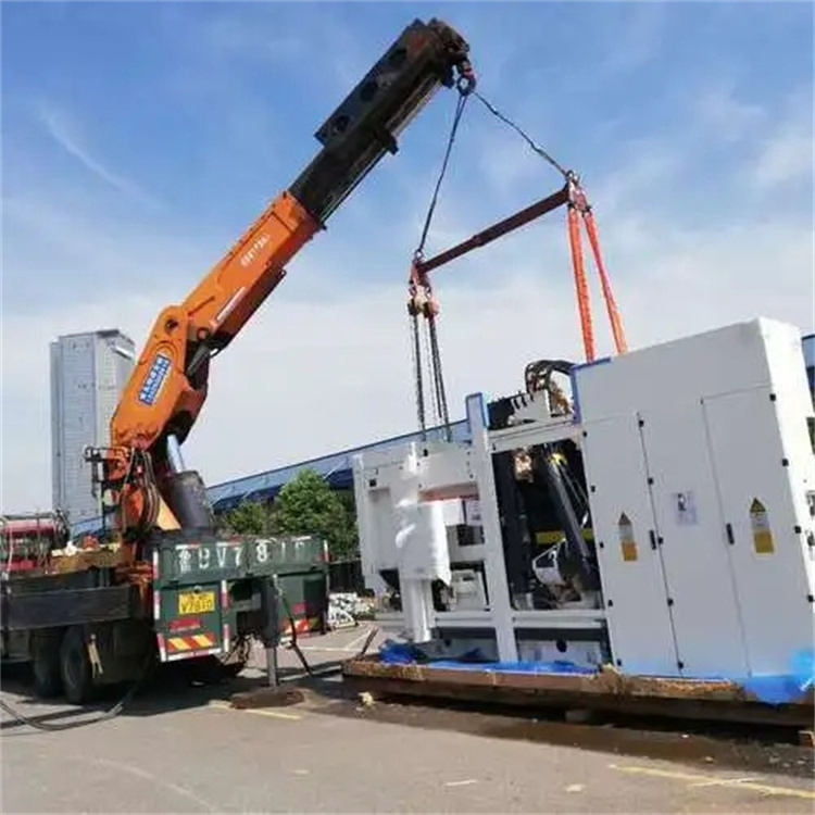 盐山附近小吊车联系方式|8-16吨|本地及时服务